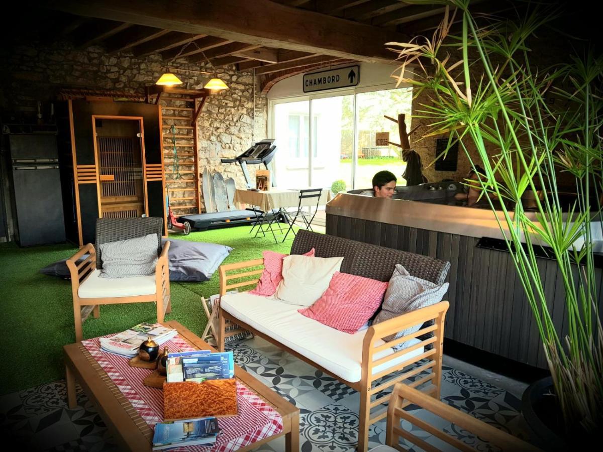 Le Grand Cedre Et Sauna Interieur Piscine